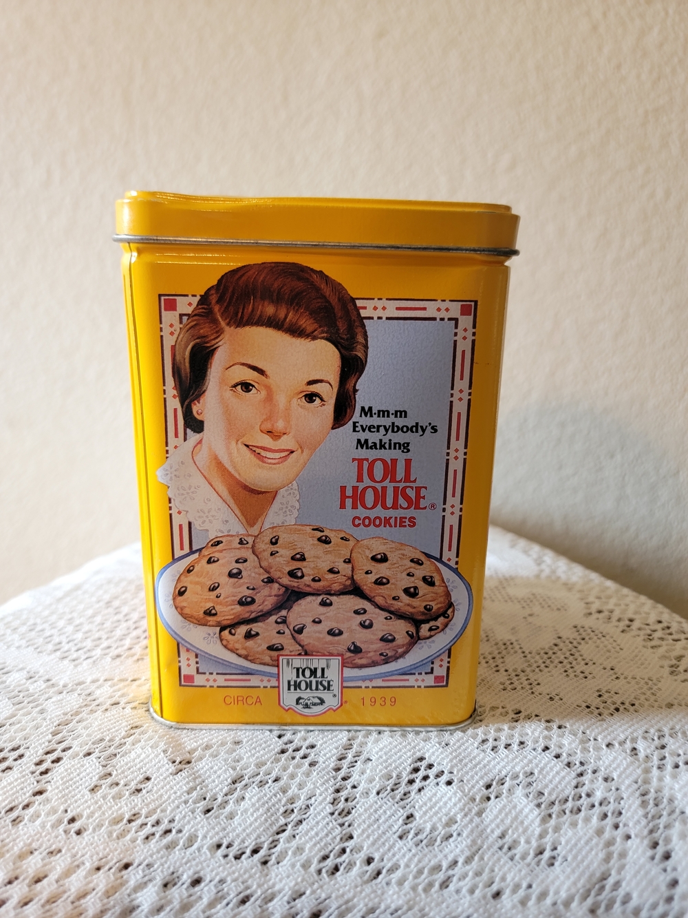 Vintage Toll House Cookie Tin